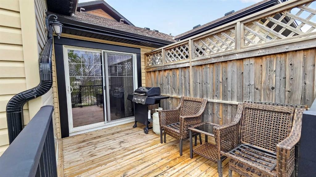 751 Silkstone Close West, Lethbridge, AB - Outdoor With Deck Patio Veranda With Exterior