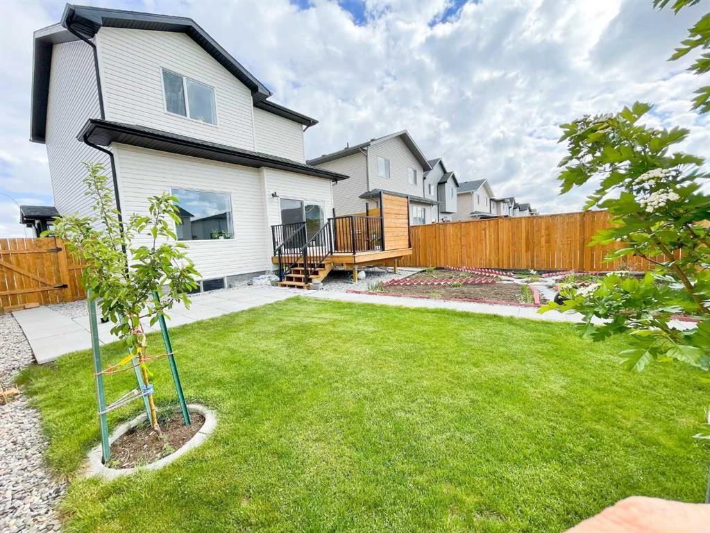 4310 28 Avenue South, Lethbridge, AB