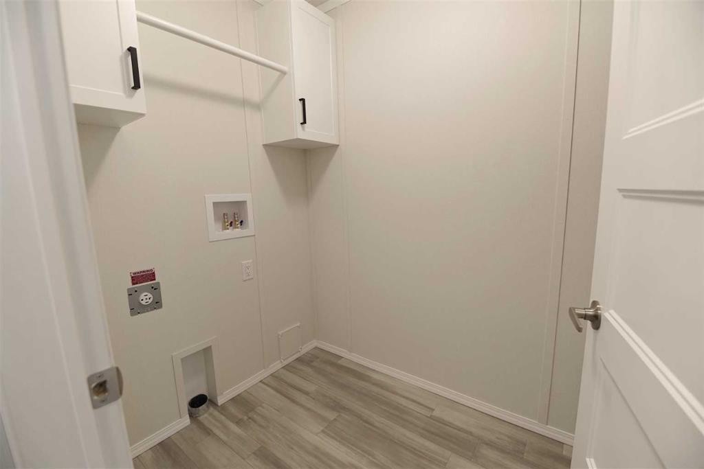 625 3 Avenue, Hays, AB - Indoor