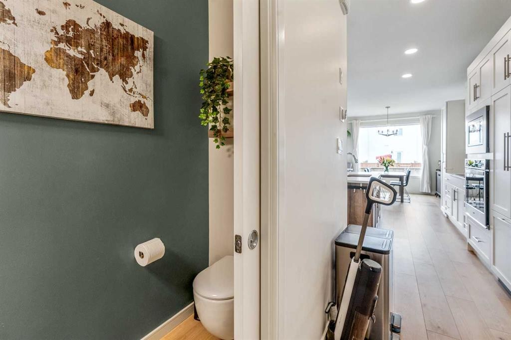 95 Blackwolf Pass North, Lethbridge, AB - Indoor