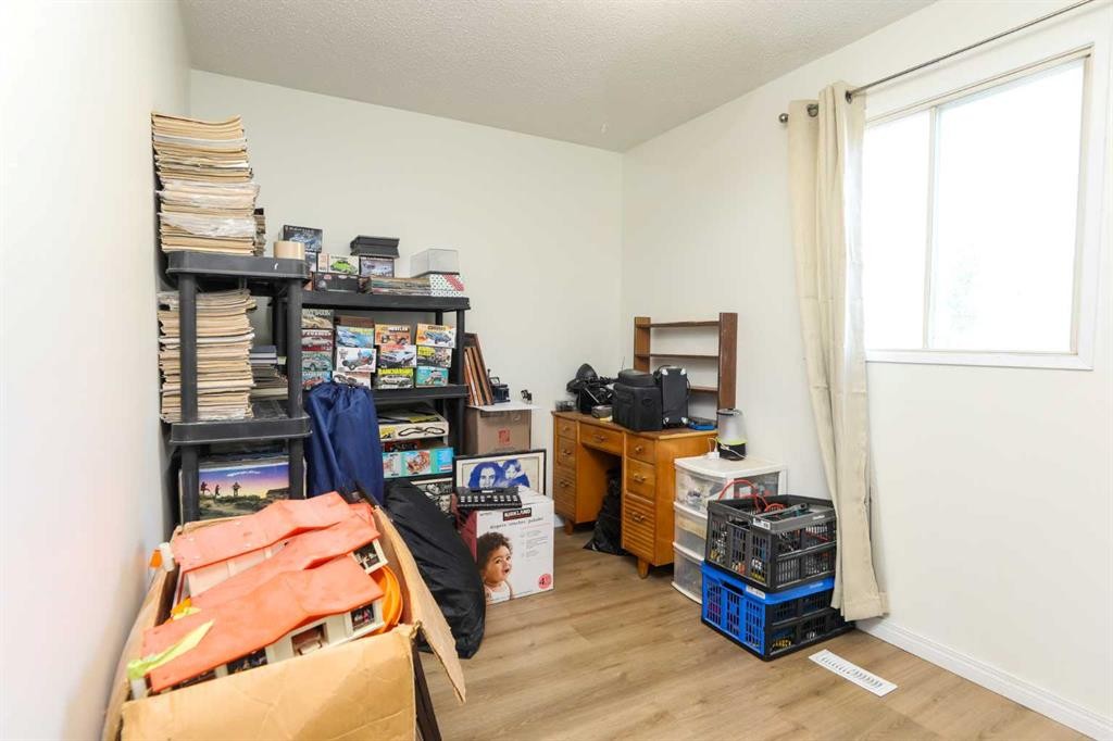 101 Temple Boulevard West, Lethbridge, AB - Indoor