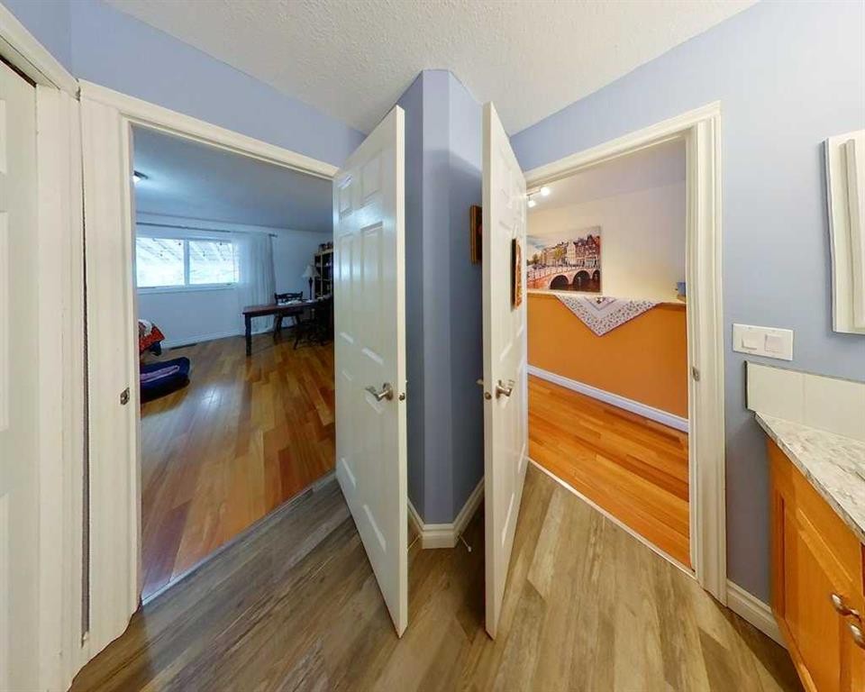 16 Mountview Place, Granum, AB - Indoor Photo Showing Other Room