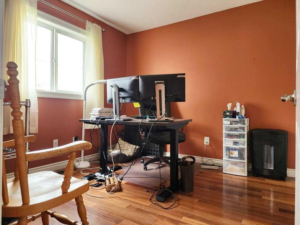 16 Mountview Place, Granum, AB - Indoor Photo Showing Other Room