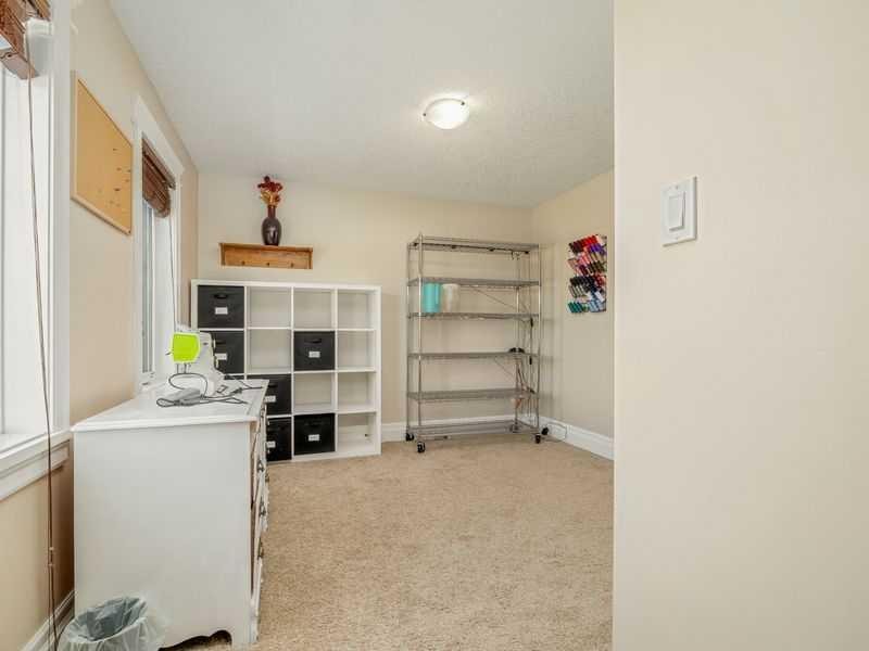 521 12Th Avenue West, Barnwell, AB