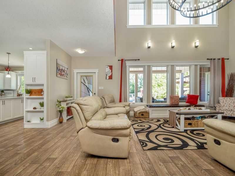 521 12Th Avenue West, Barnwell, AB