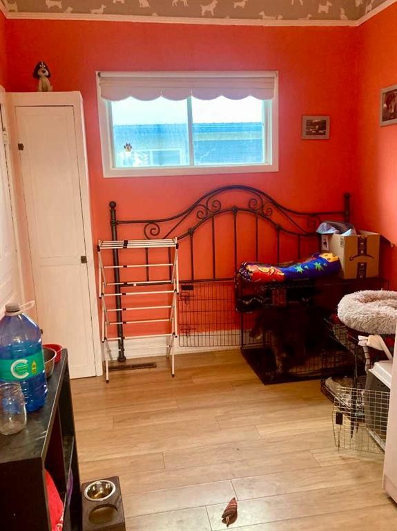 6525 21 Avenue, Coleman, AB - Indoor