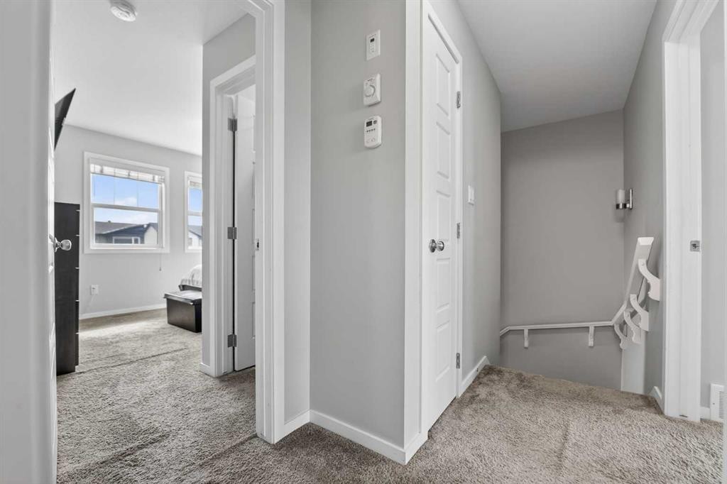 2812 47 Street South, Lethbridge, AB - Indoor Photo Showing Other Room