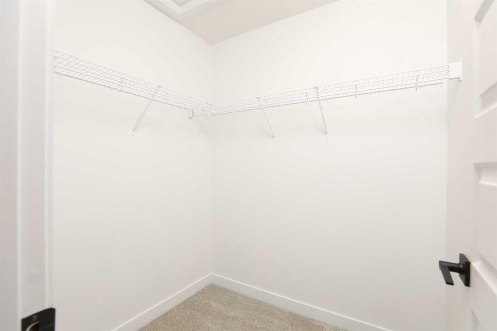 1508-210 Firelight Way West, Lethbridge, AB - Indoor With Storage
