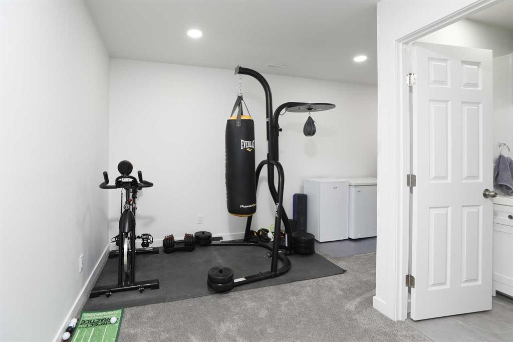1508-210 Firelight Way West, Lethbridge, AB - Indoor Photo Showing Gym Room