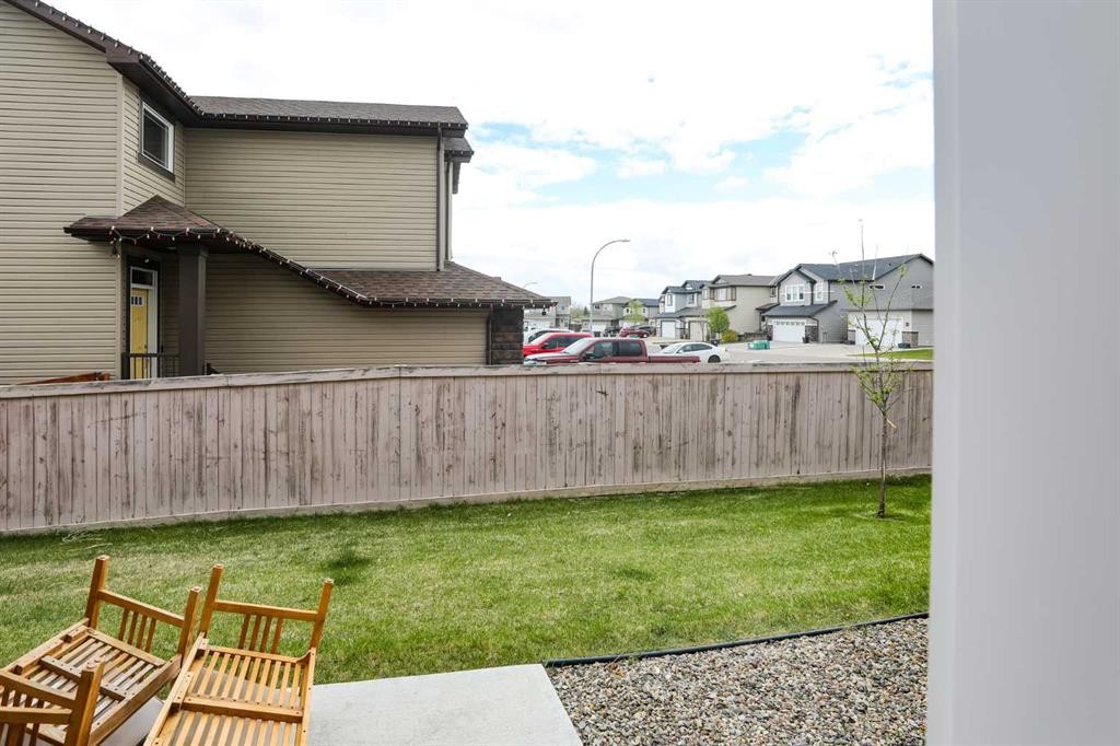 1508-210 Firelight Way West, Lethbridge, AB - Outdoor With Exterior