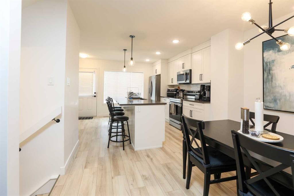 1508-210 Firelight Way West, Lethbridge, AB - Indoor