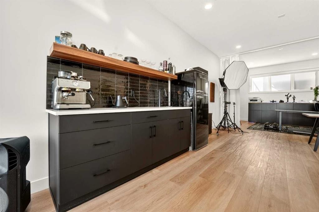 1048 Coalbrook Gate West, Lethbridge, AB - Indoor