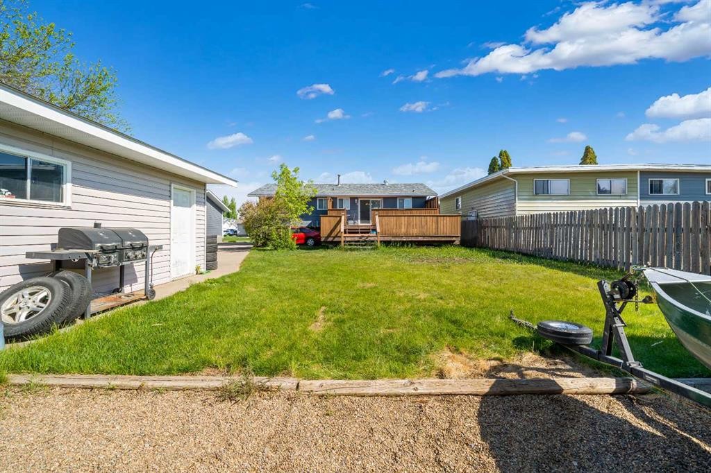 4734 60 Avenue, Taber, AB - Outdoor