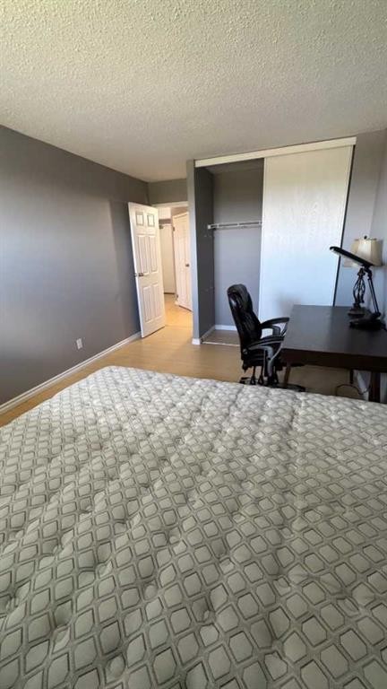 617-5 Berkeley Place West, Lethbridge, AB - Indoor Photo Showing Other Room