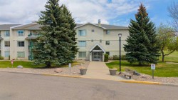 112-620 Columbia Boulevard WESTLethbridge, AB T1K 7A8