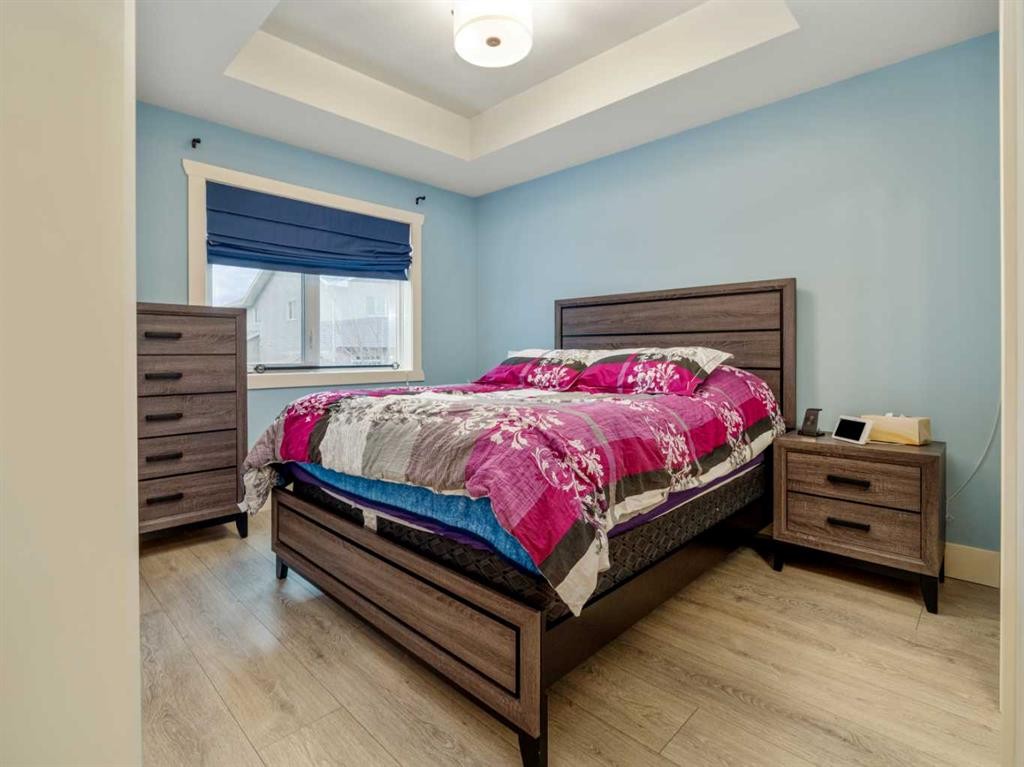 453 Westgate Crescent, Coaldale, AB - Indoor Photo Showing Bedroom
