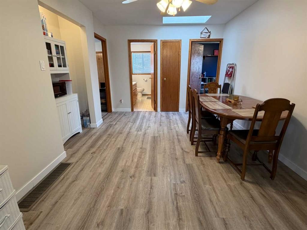 5025 41 Avenue, Taber, AB - Indoor Photo Showing Other Room