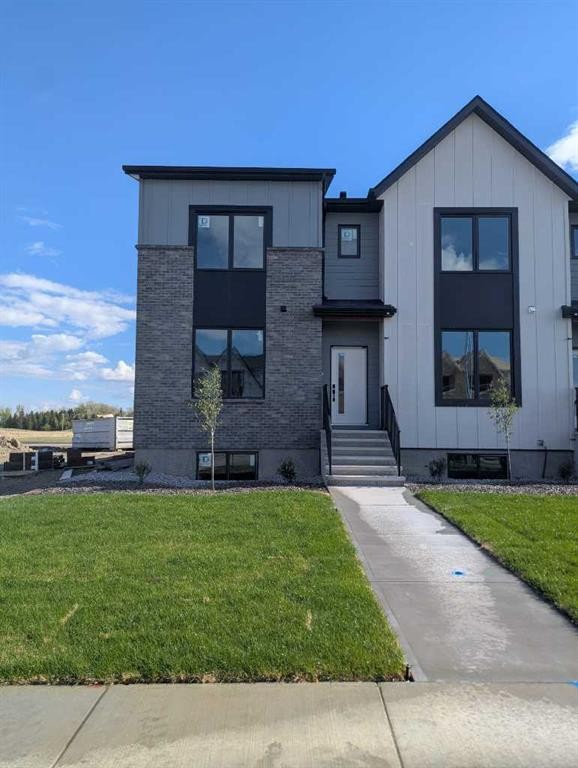 2803 16 Avenue, Coaldale, AB