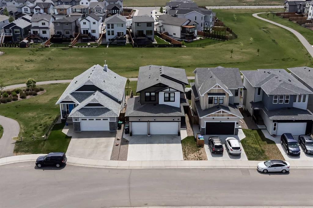 134 Greywolf Road North, Lethbridge, AB - Outdoor With Facade