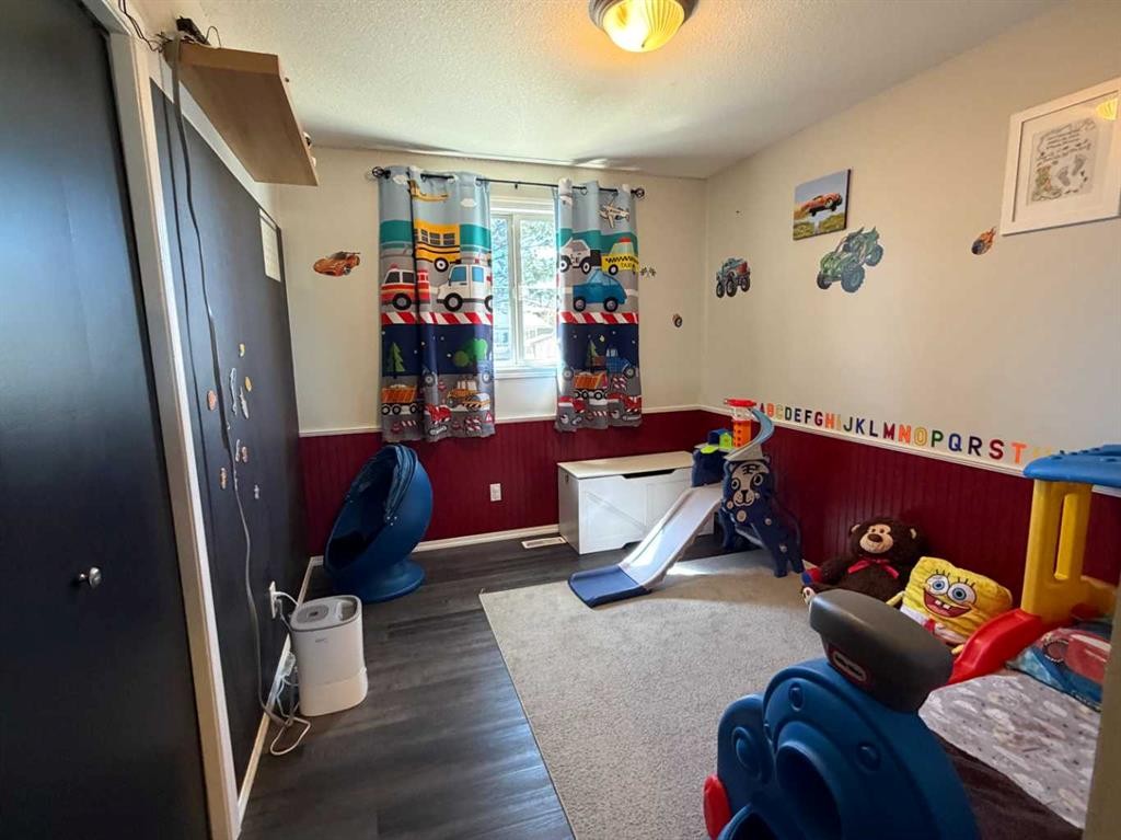 5214 45 Avenue, Taber, AB - Indoor Photo Showing Other Room