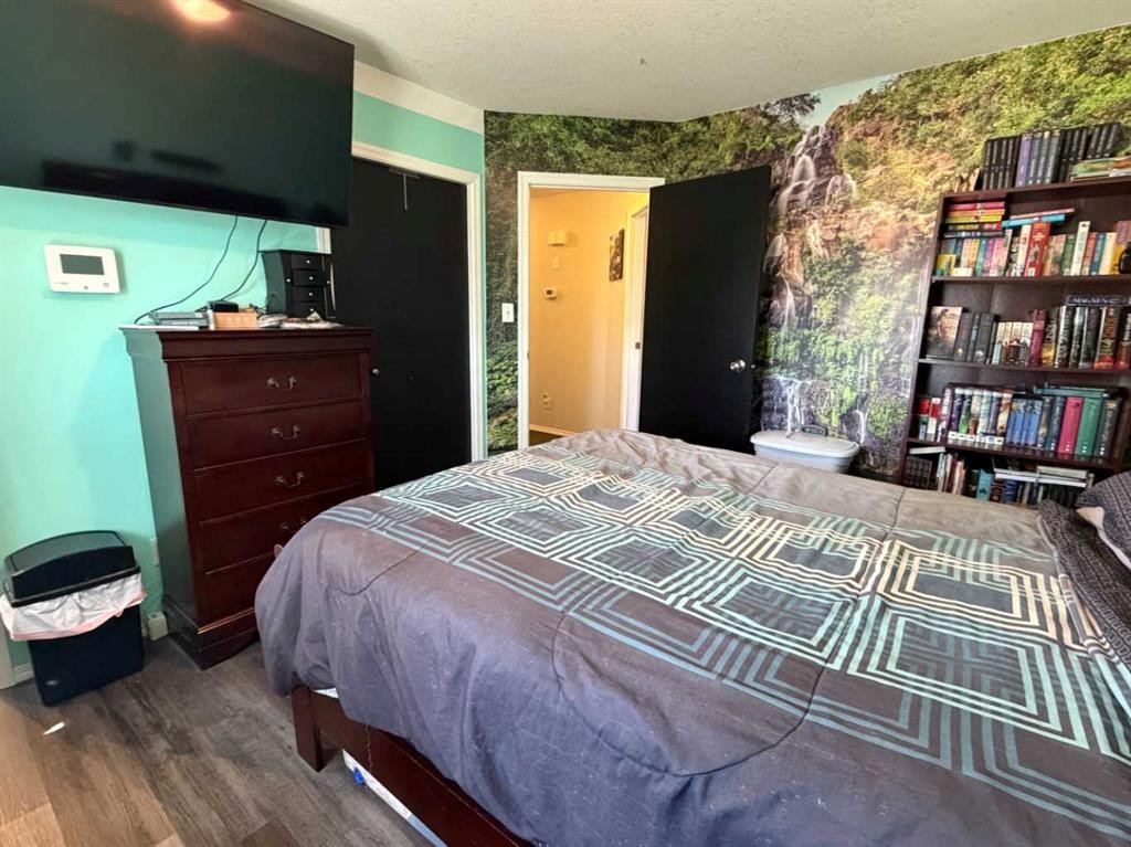 5214 45 Avenue, Taber, AB - Indoor Photo Showing Bedroom