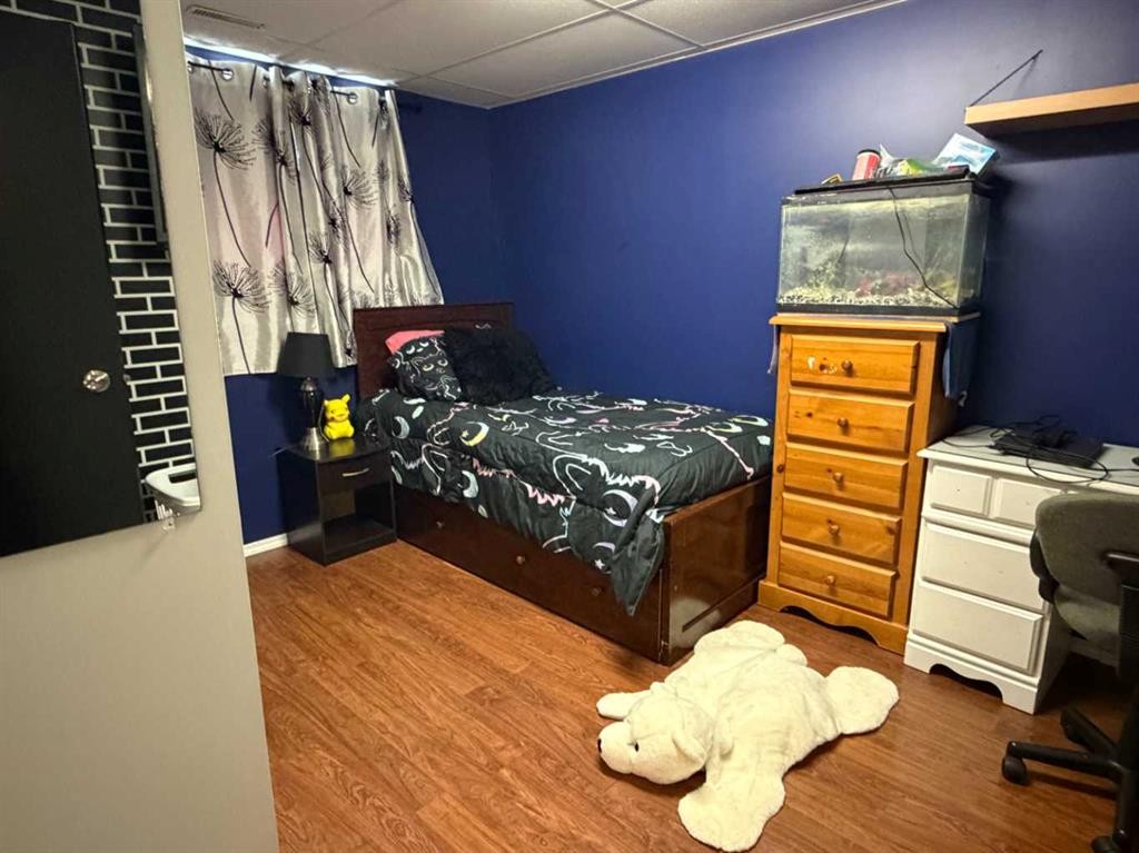 5214 45 Avenue, Taber, AB - Indoor Photo Showing Bedroom