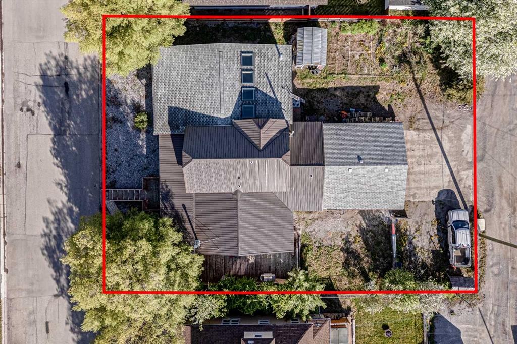 12145 21Ave, Blairmore, AB - Outdoor