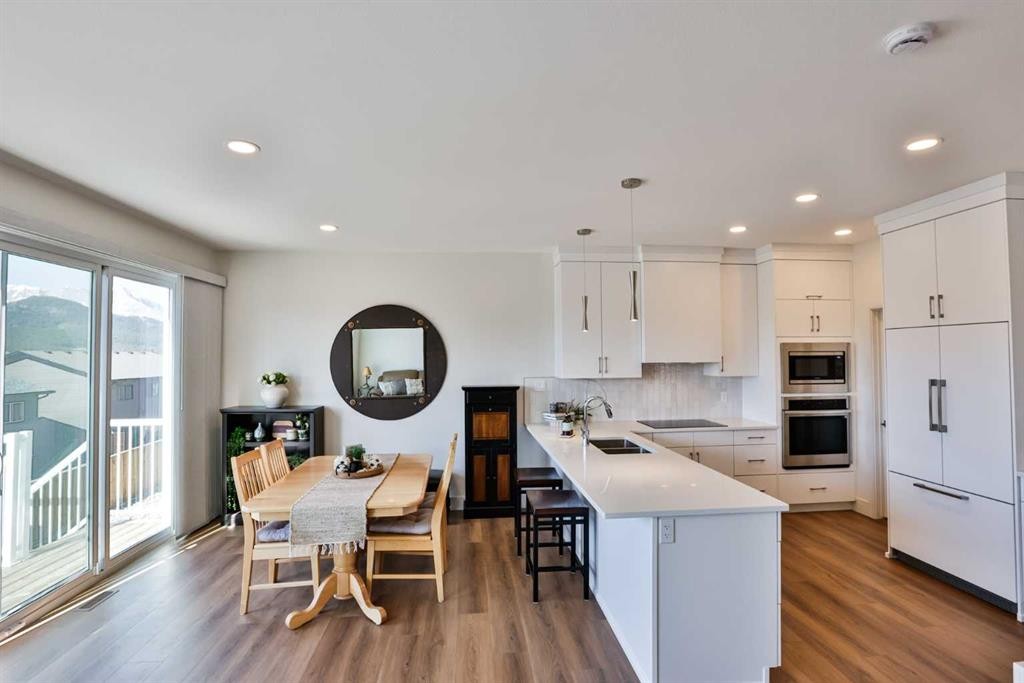 8618 25 Avenue, Coleman, AB - Indoor