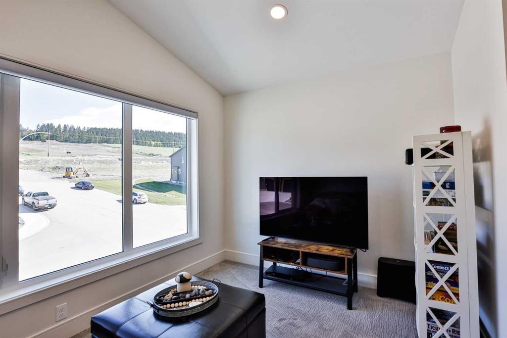 8618 25 Avenue, Coleman, AB - Indoor