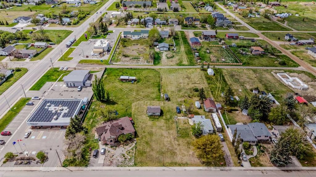 254 N 200 W, Raymond, AB - Outdoor With View