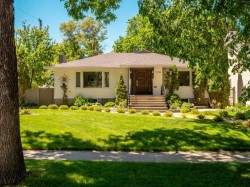 1118 14 Street SOUTHLethbridge, AB T1K 1T8