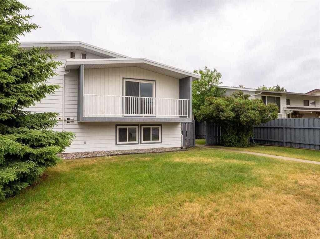 1-269 Laval Boulevard West, Lethbridge, AB - Outdoor