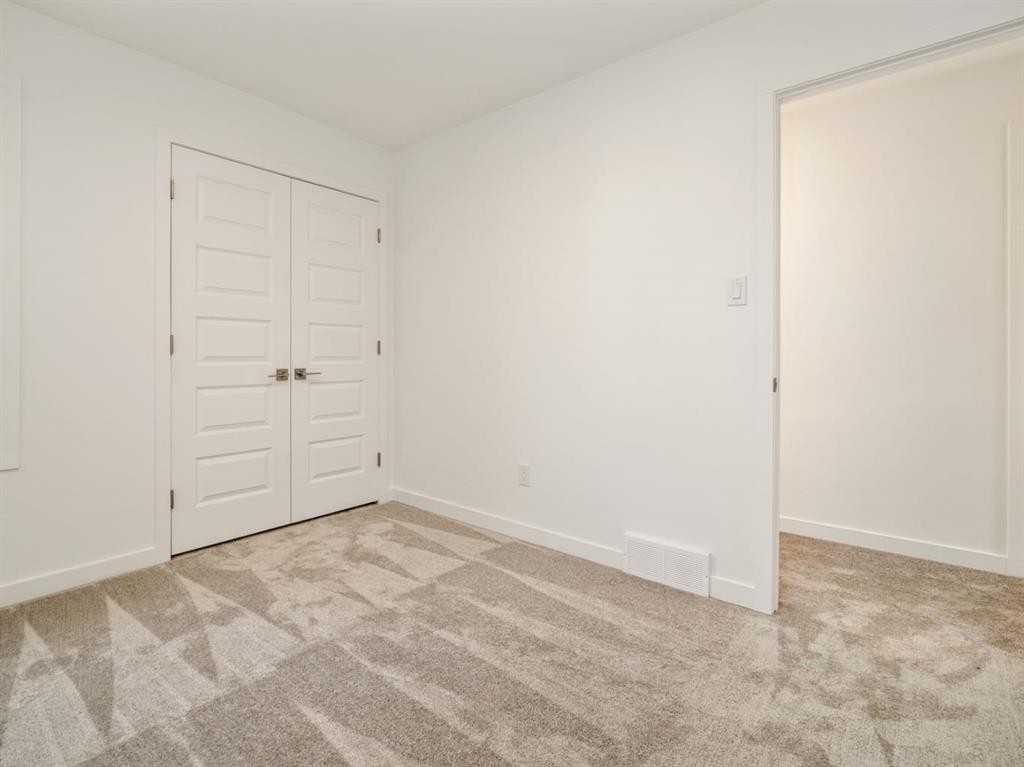 166 Caribou Bend North, Lethbridge, AB