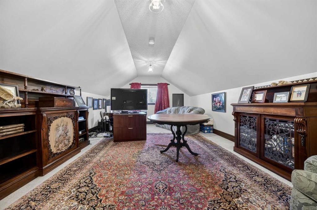 135 Garrison Drive, Fort Macleod, AB - Indoor Photo Showing Office