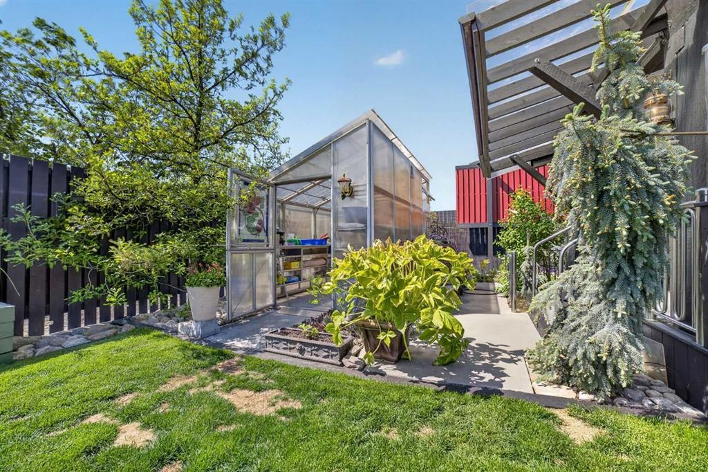 135 Garrison Drive, Fort Macleod, AB - Outdoor