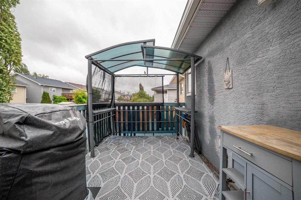 781 Red Crow Boulevard West, Lethbridge, AB