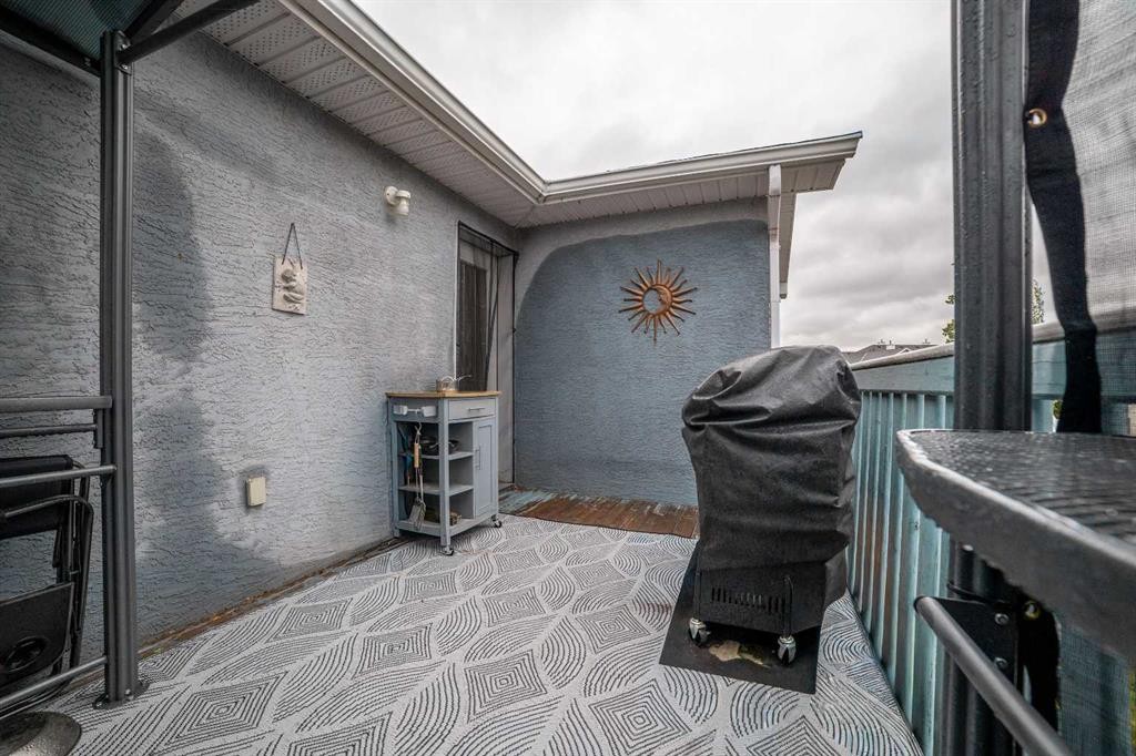 781 Red Crow Boulevard West, Lethbridge, AB
