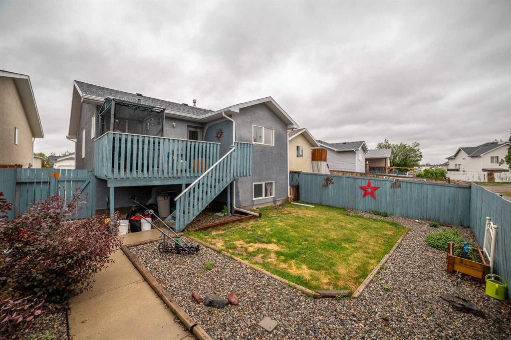 781 Red Crow Boulevard West, Lethbridge, AB