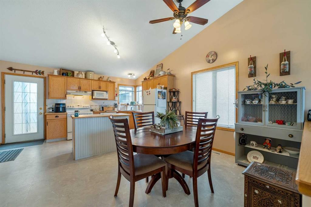 781 Red Crow Boulevard West, Lethbridge, AB