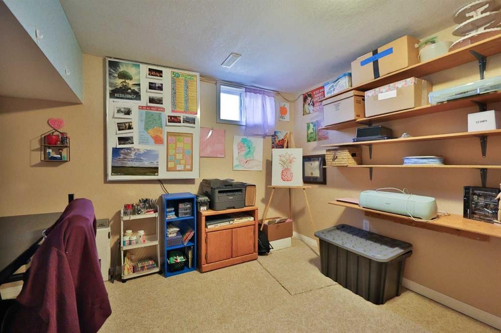 135 N 250 W, Raymond, AB - Indoor