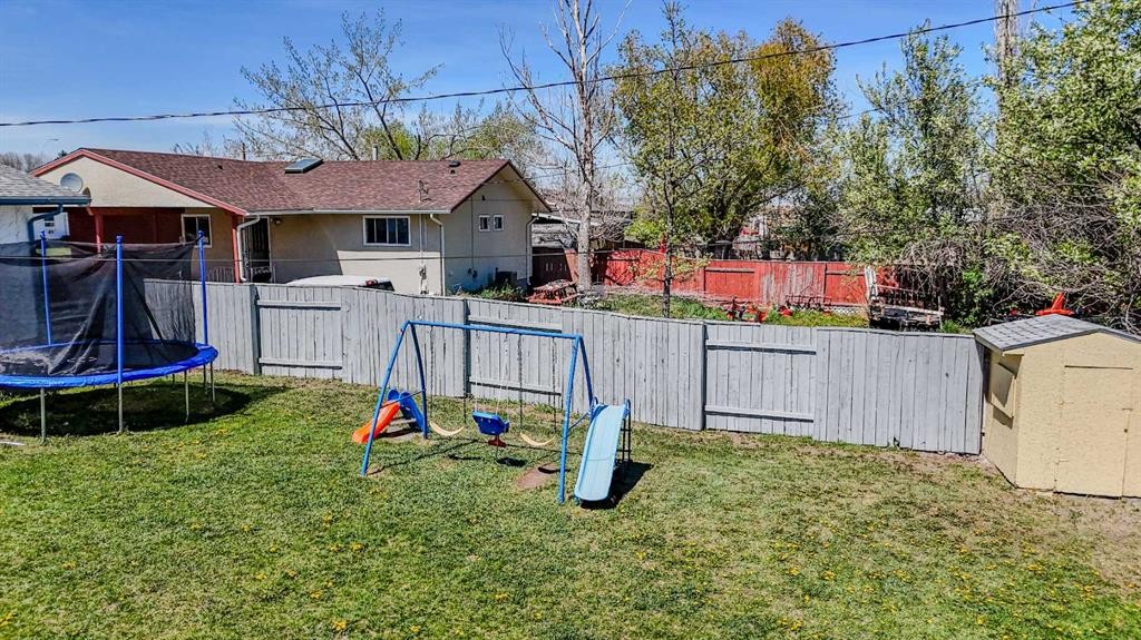135 N 250 W, Raymond, AB - Outdoor