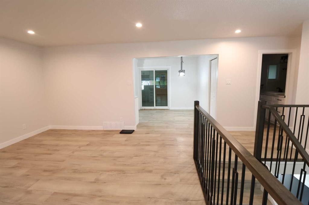 1816 11 St, Coaldale, AB - Indoor Photo Showing Other Room