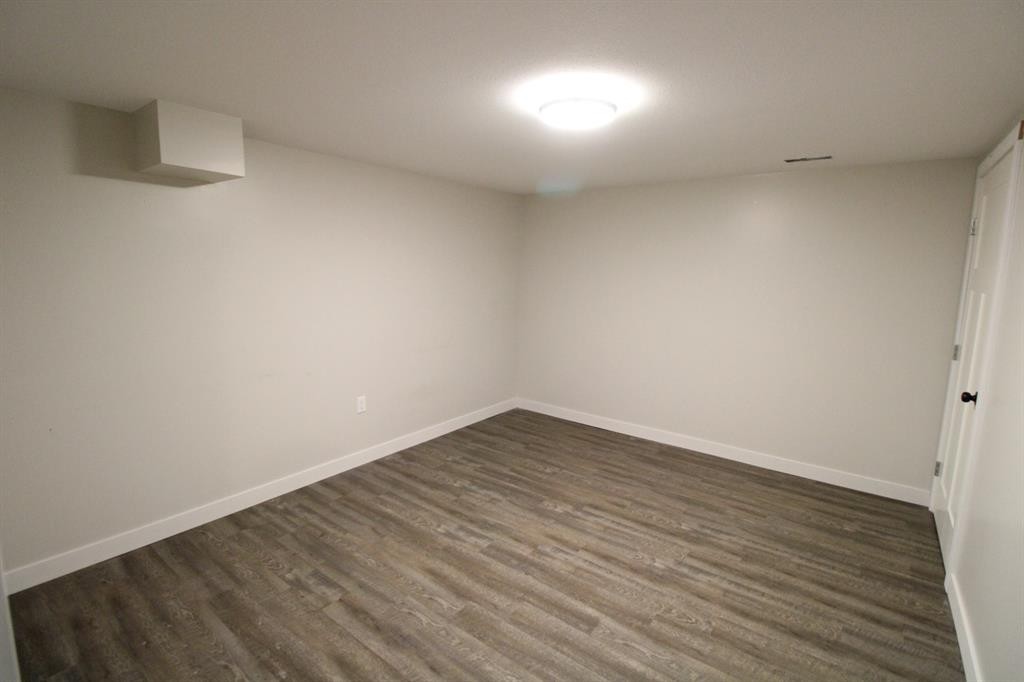 5715 56 St, Taber, AB - Indoor Photo Showing Other Room