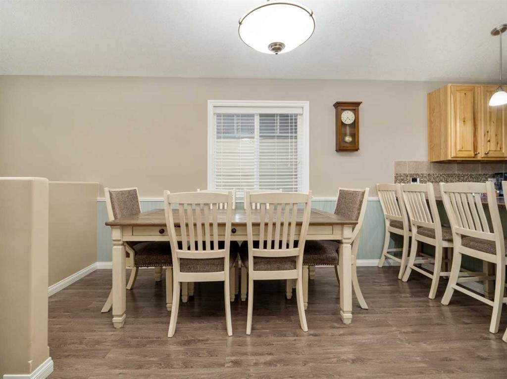 5207 58 Ave, Taber, AB - Indoor Photo Showing Dining Room