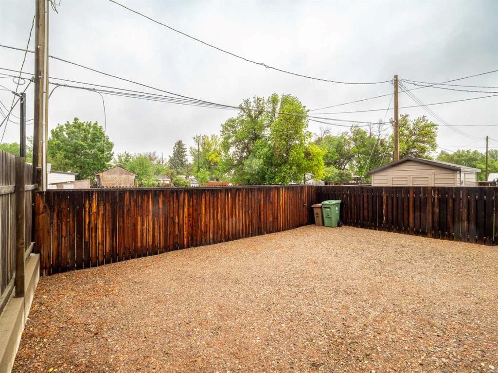 5207 58 Ave, Taber, AB - Outdoor