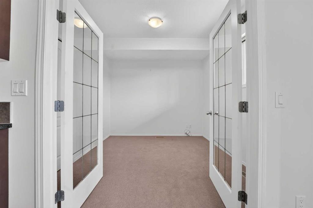 28-45 Keystone Terrace West, Lethbridge, AB - Indoor Photo Showing Other Room