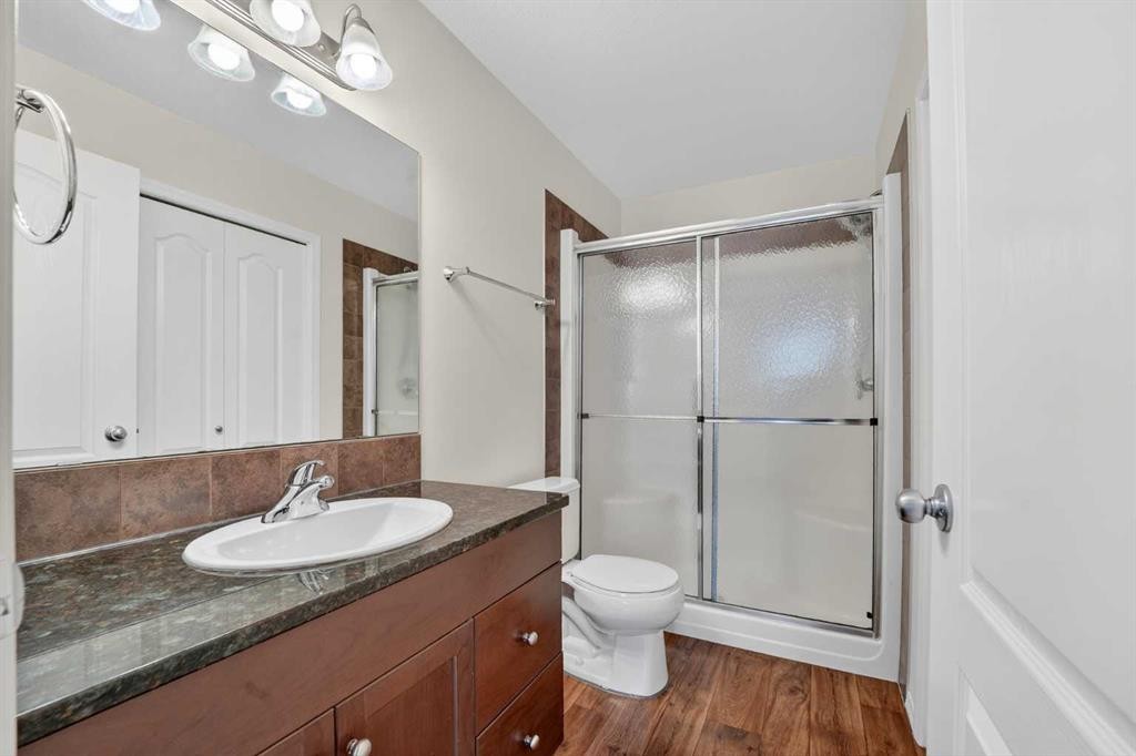 28-45 Keystone Terrace West, Lethbridge, AB - Indoor Photo Showing Bathroom