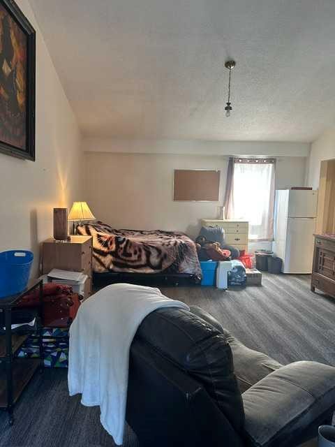 925 West Avenue, Pincher Creek, AB