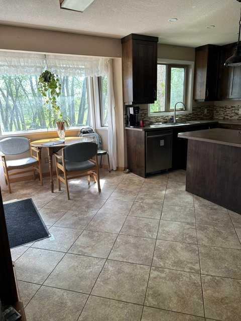 925 West Avenue, Pincher Creek, AB