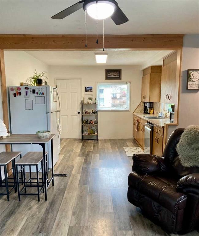 717 227 Street, Hillcrest, AB